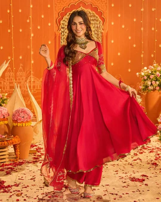 Kamalnayani Pink Embroidered Chanderi Aangi Suit Set — 3