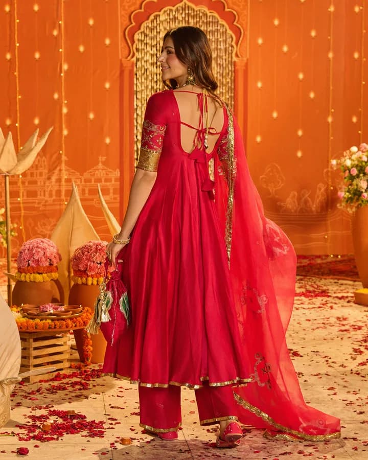 Kamalnayani Pink Embroidered Chanderi Aangi Suit Set — 6
