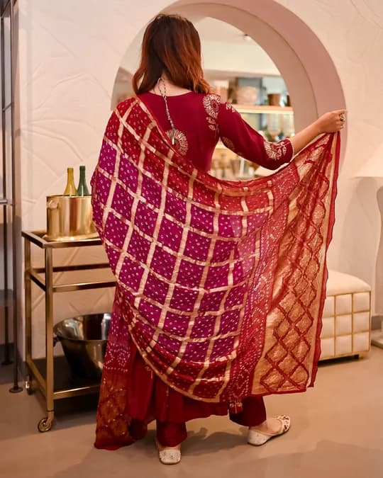 Aachho Maroon Angrakha Bandhej Suit Set — 3