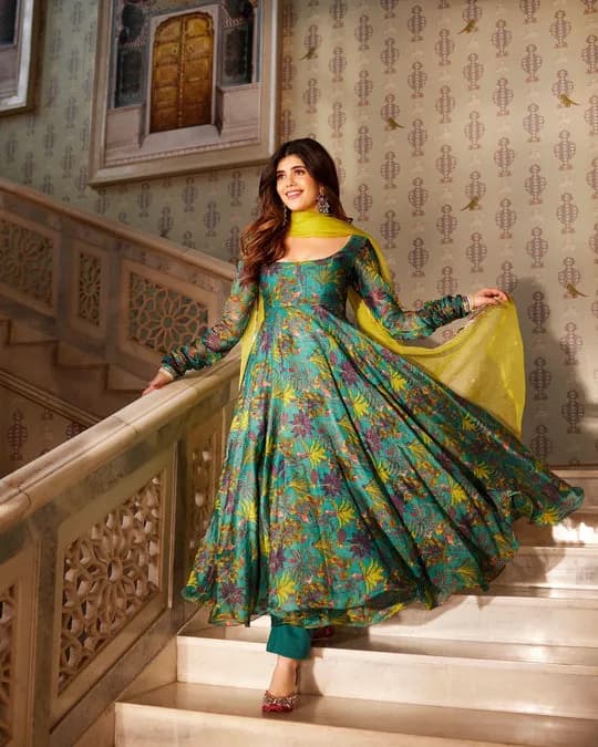 Vairea Chanderi Suit Set — 4