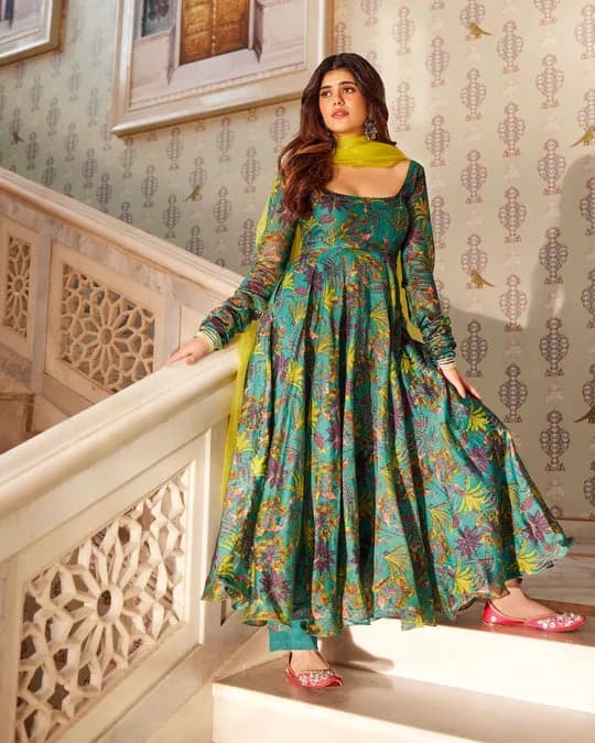 Vairea Chanderi Suit Set — 3
