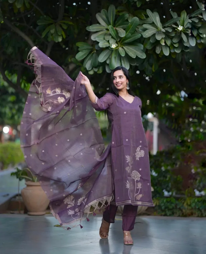 Elegant Mauve Purple Kurta Pant Set with Floral Print & Sheer Dupatta — 3