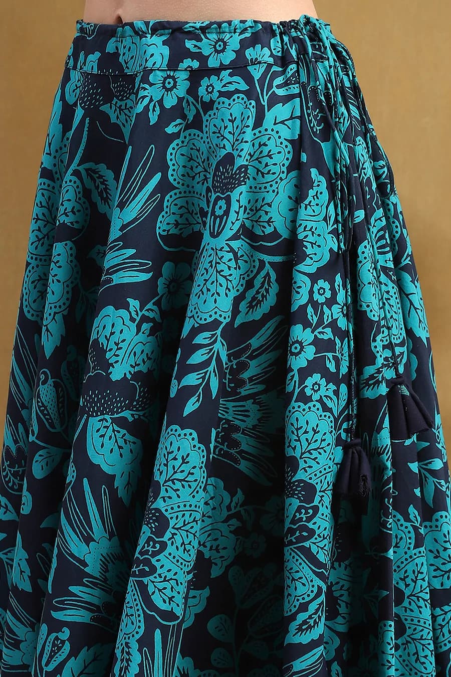 Blue Cotton Yard Dyed Straight Suit Set — 7