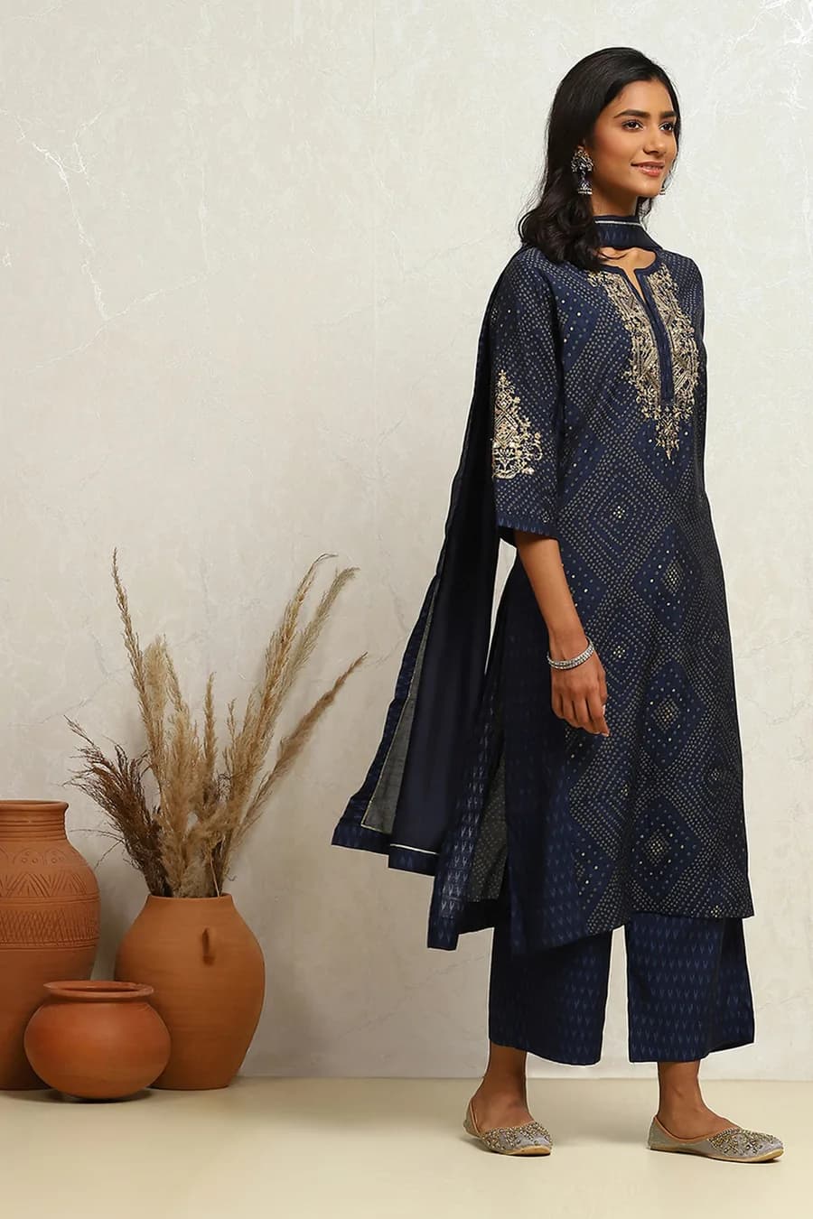 Indigo Modal Chanderi Bandhani Printed Straight Suit Set — 4