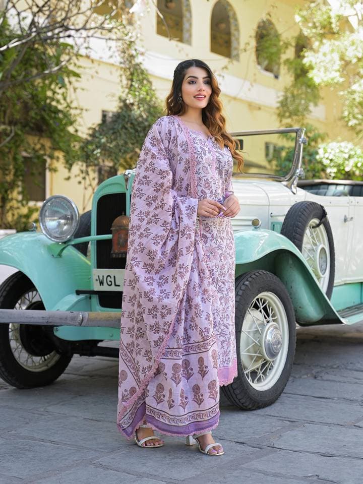 Light Purple Floral Printed Kurta with Pant and Dupatta (Set of 3) — 1